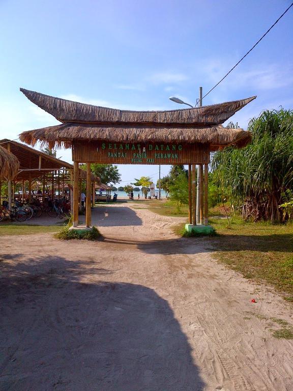 Pari Solata Seaview Homestay Syariah Kepulauan Seribu ภายนอก รูปภาพ